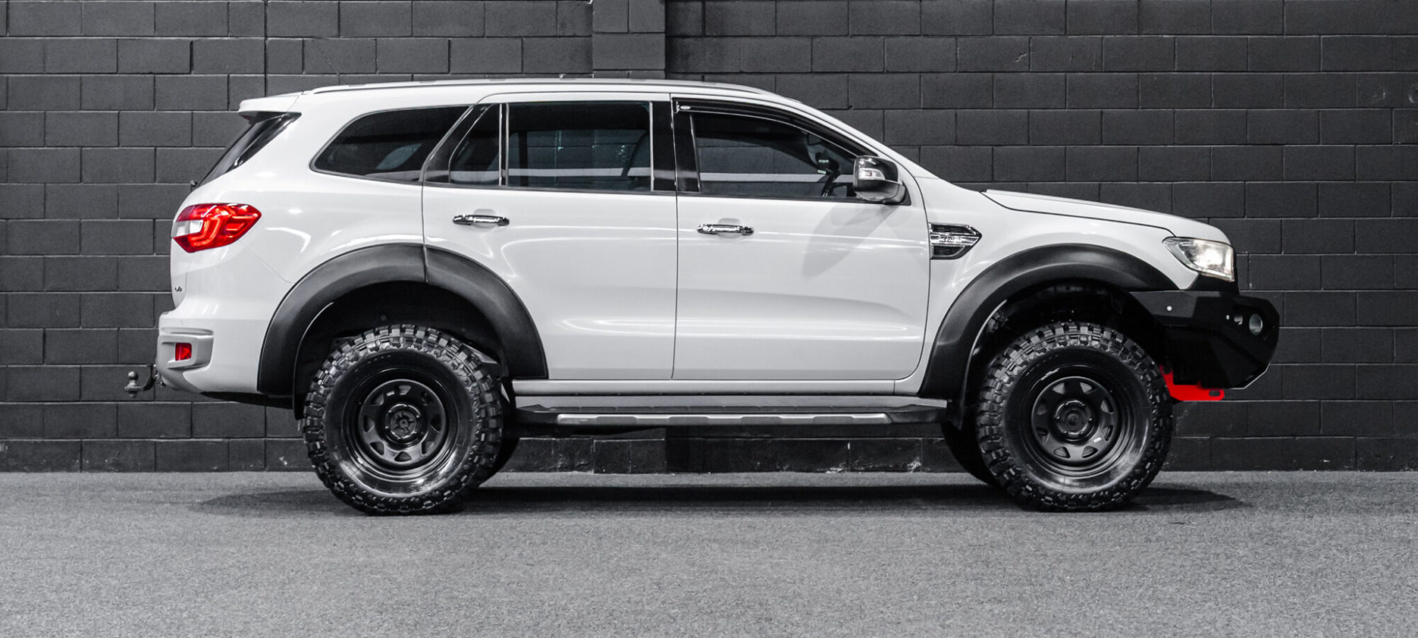 Vehicle Gallery Image