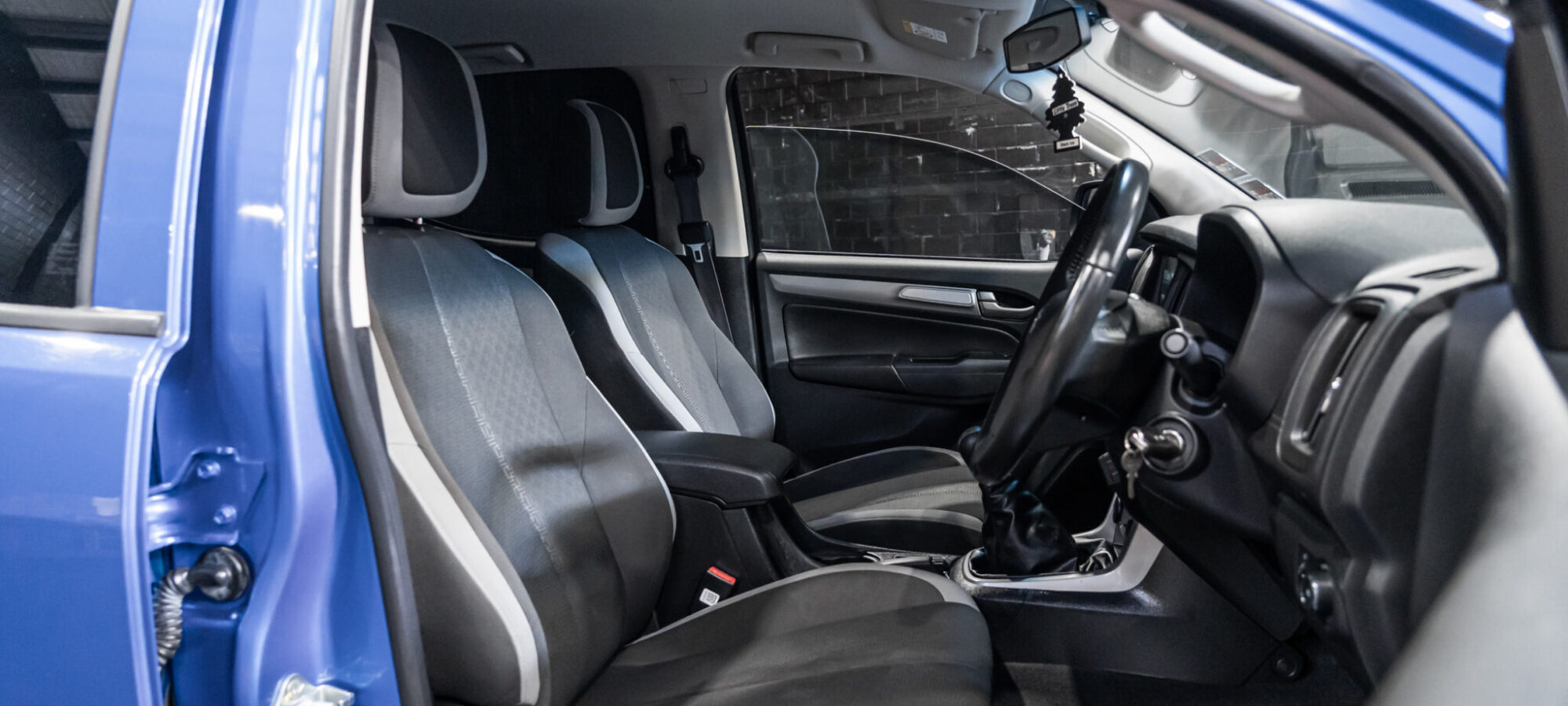 Vehicle Gallery Image