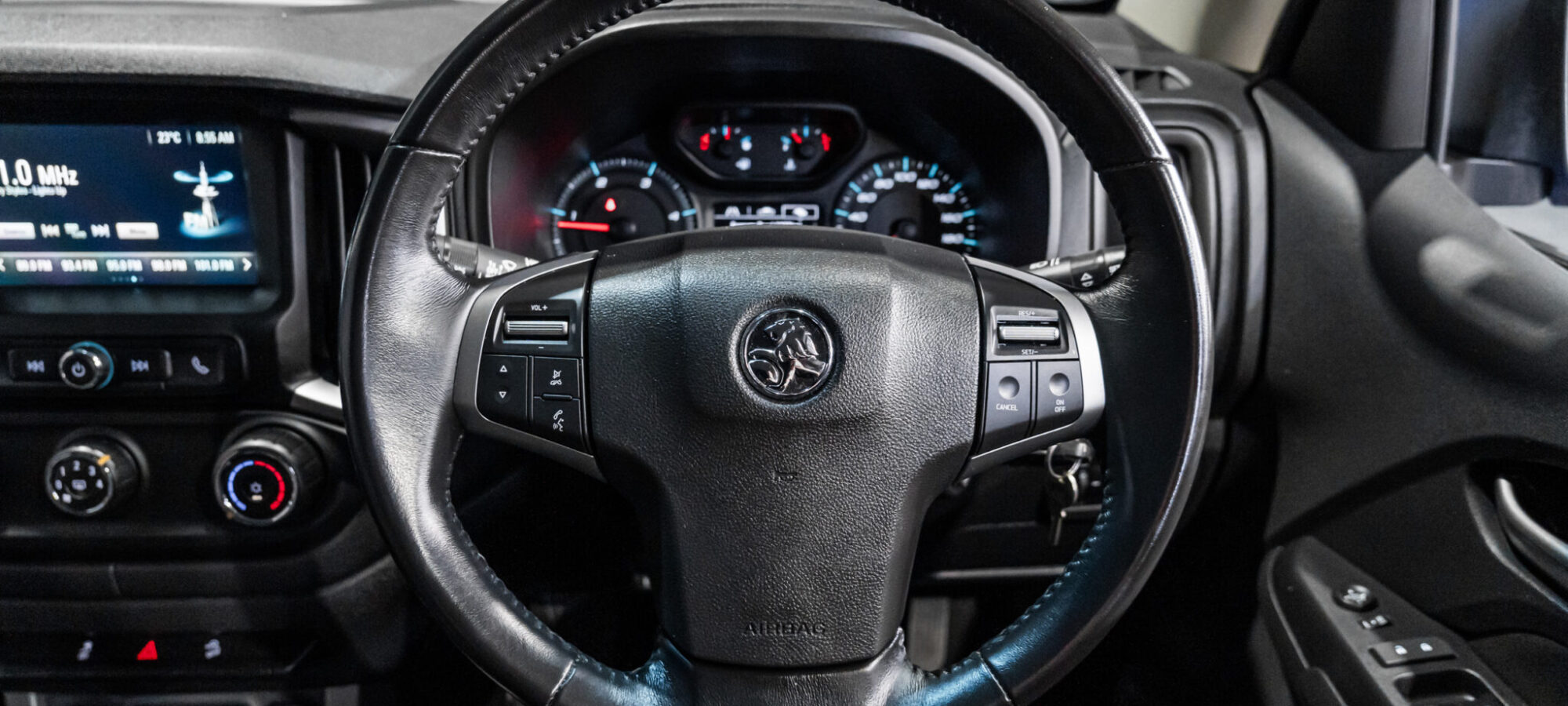 Vehicle Gallery Image