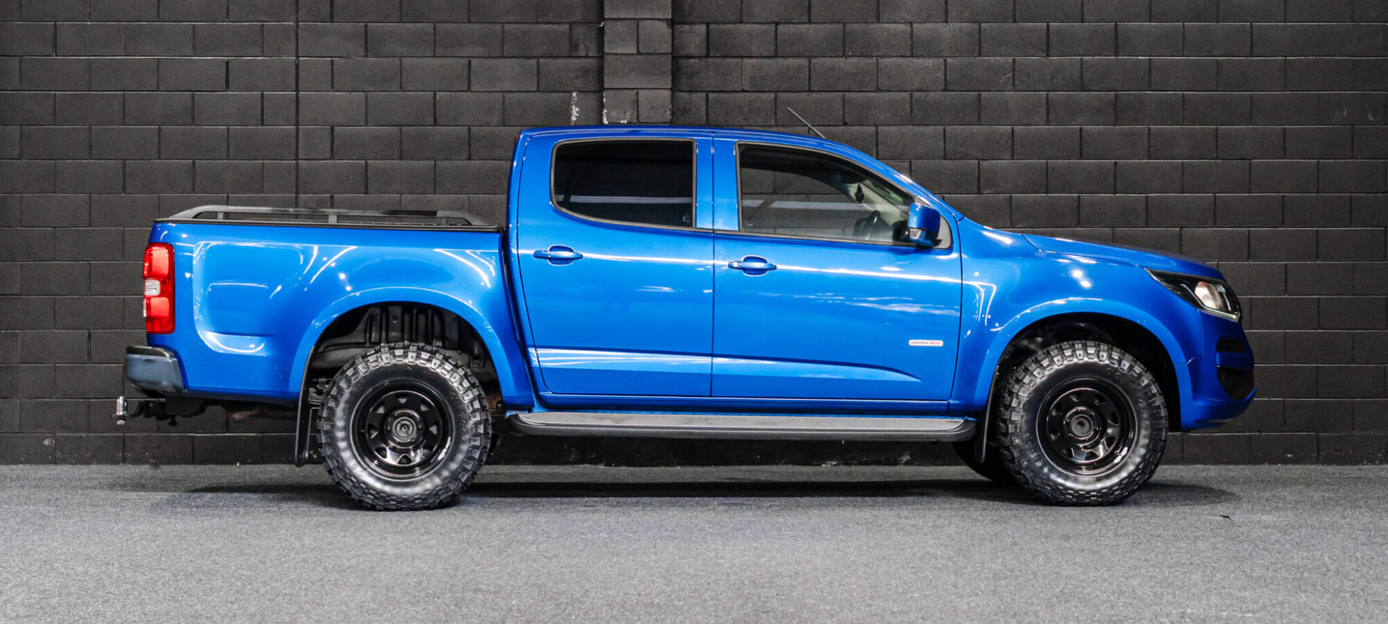 Vehicle Gallery Image