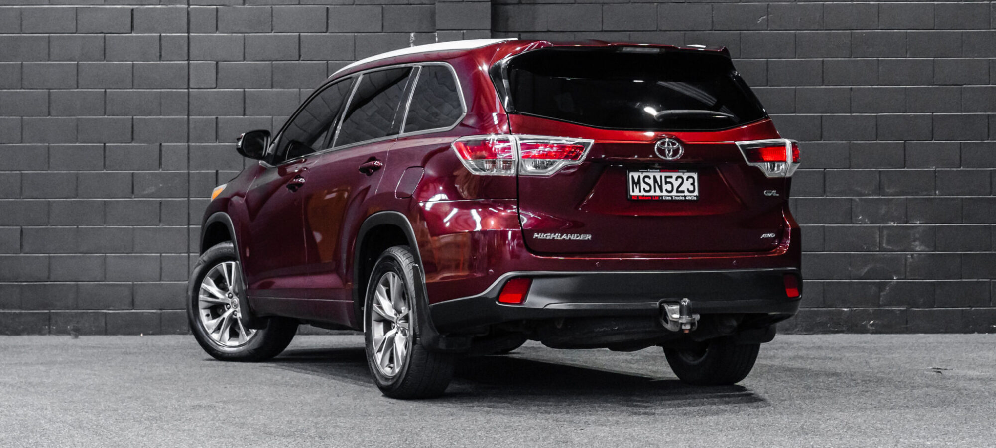 Vehicle Gallery Image