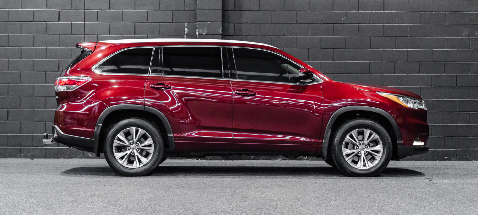 Vehicle Gallery Image