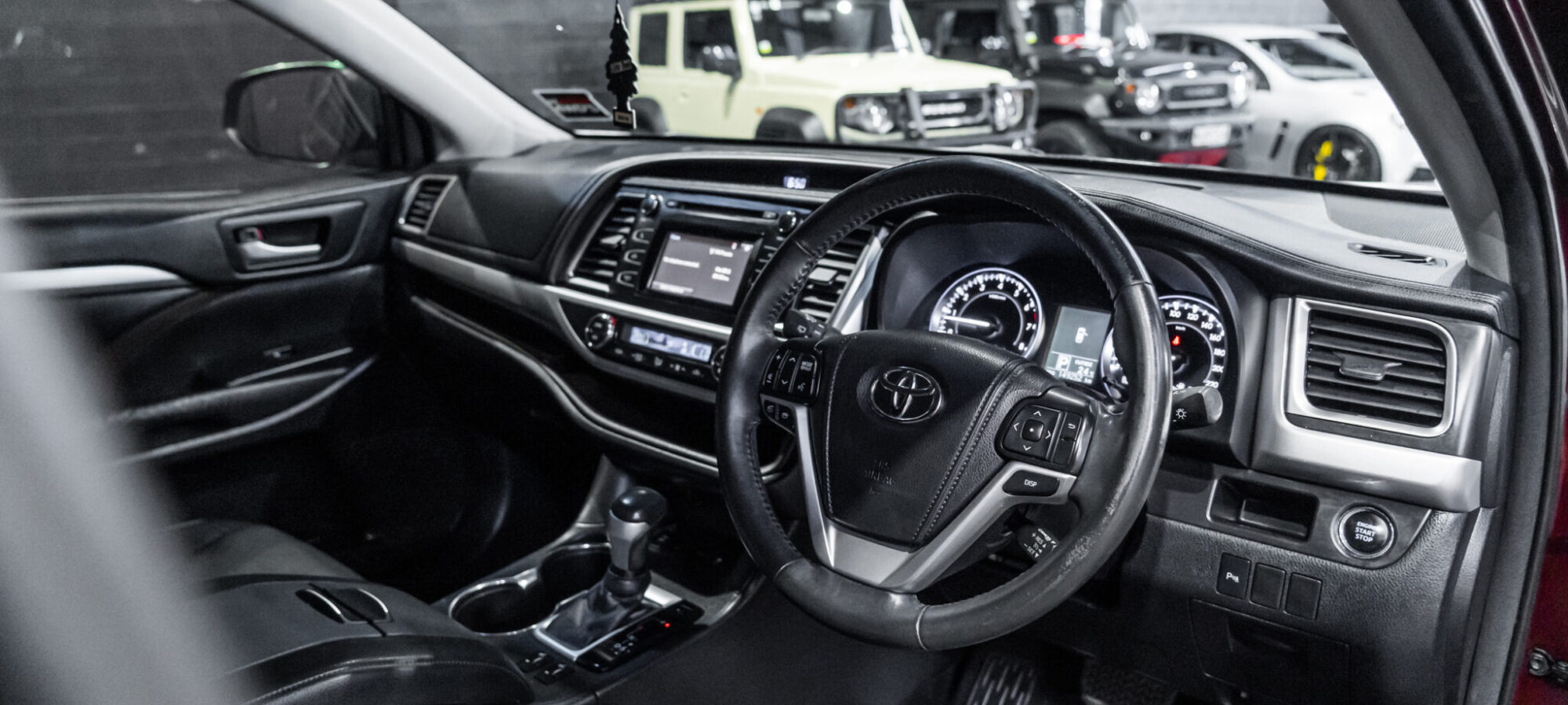 Vehicle Gallery Image