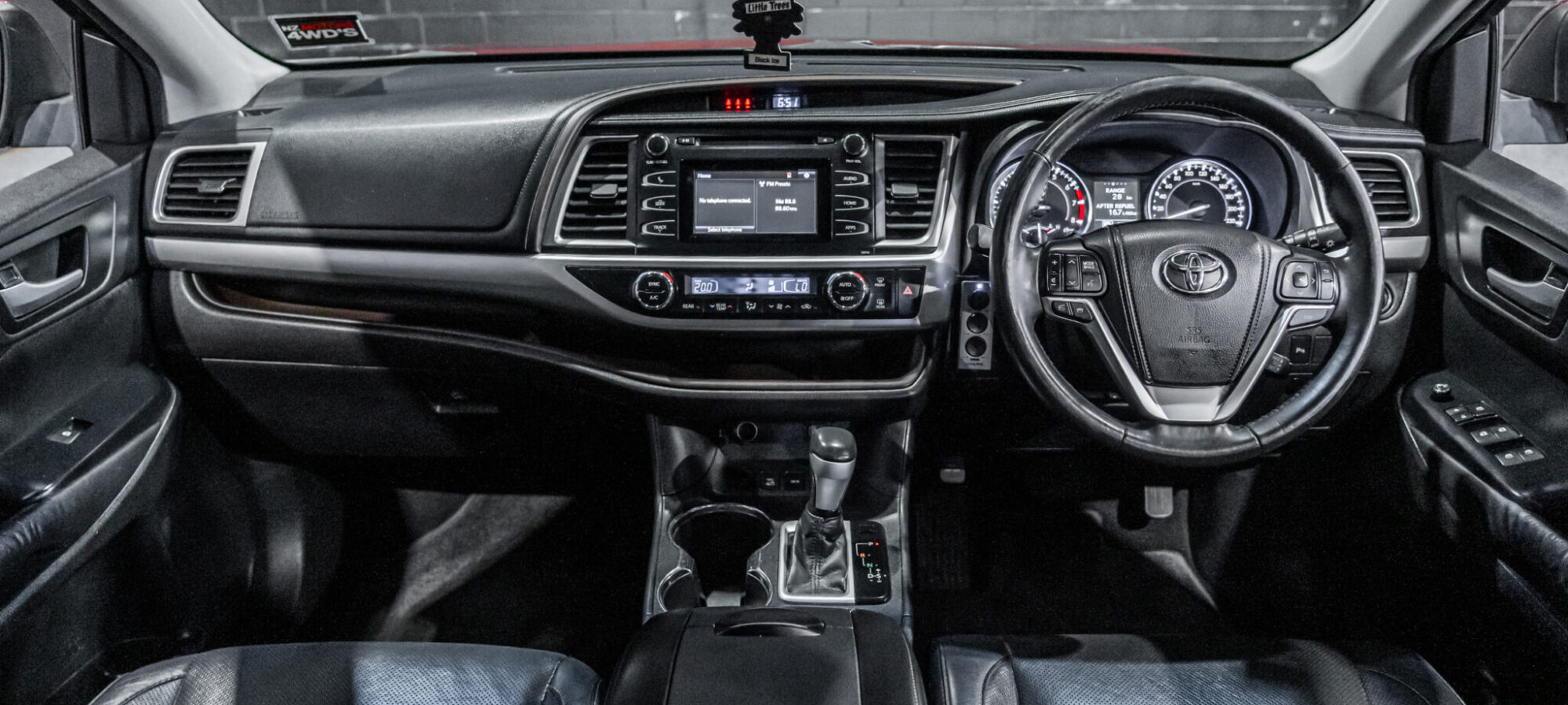 Vehicle Gallery Image