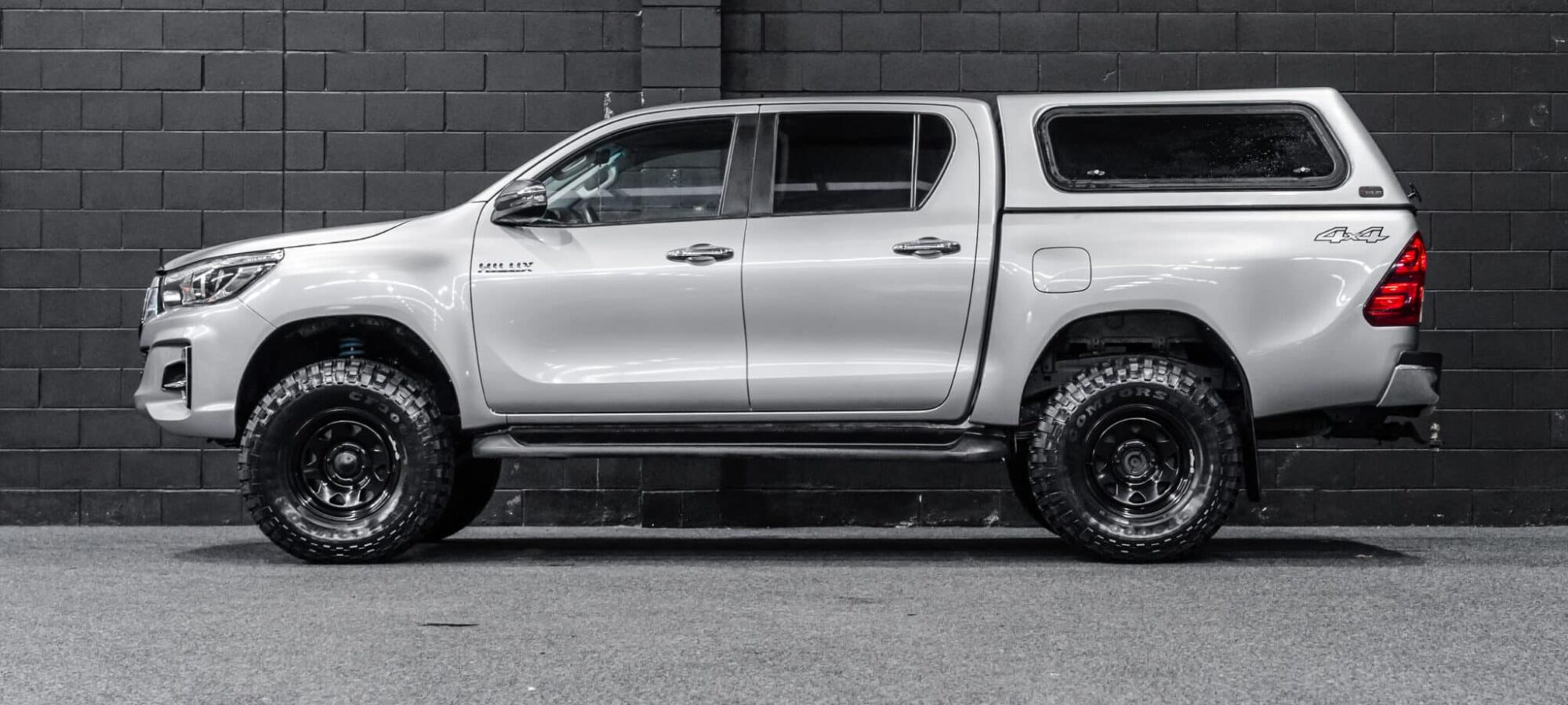 Vehicle Gallery Image