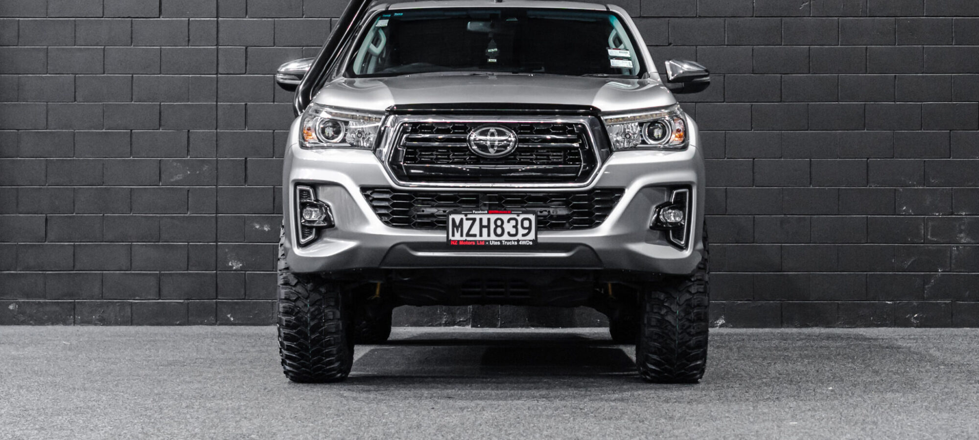 Vehicle Gallery Image