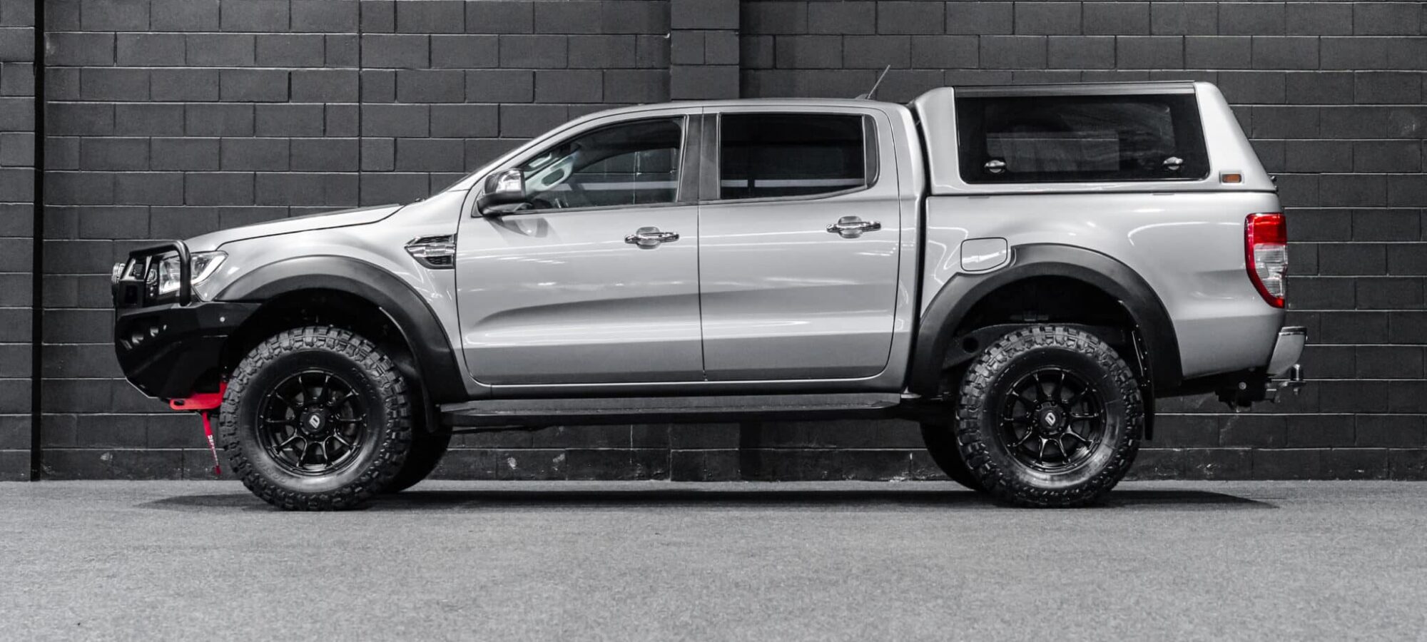 Vehicle Gallery Image