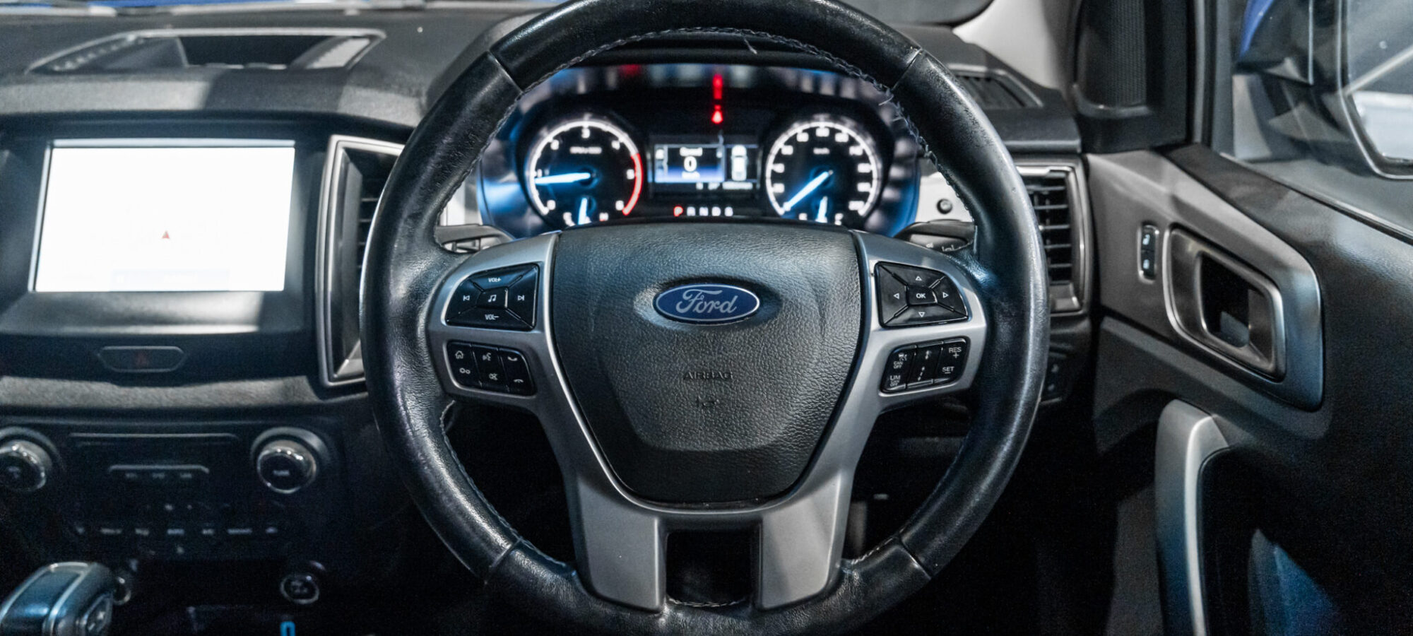 Vehicle Gallery Image