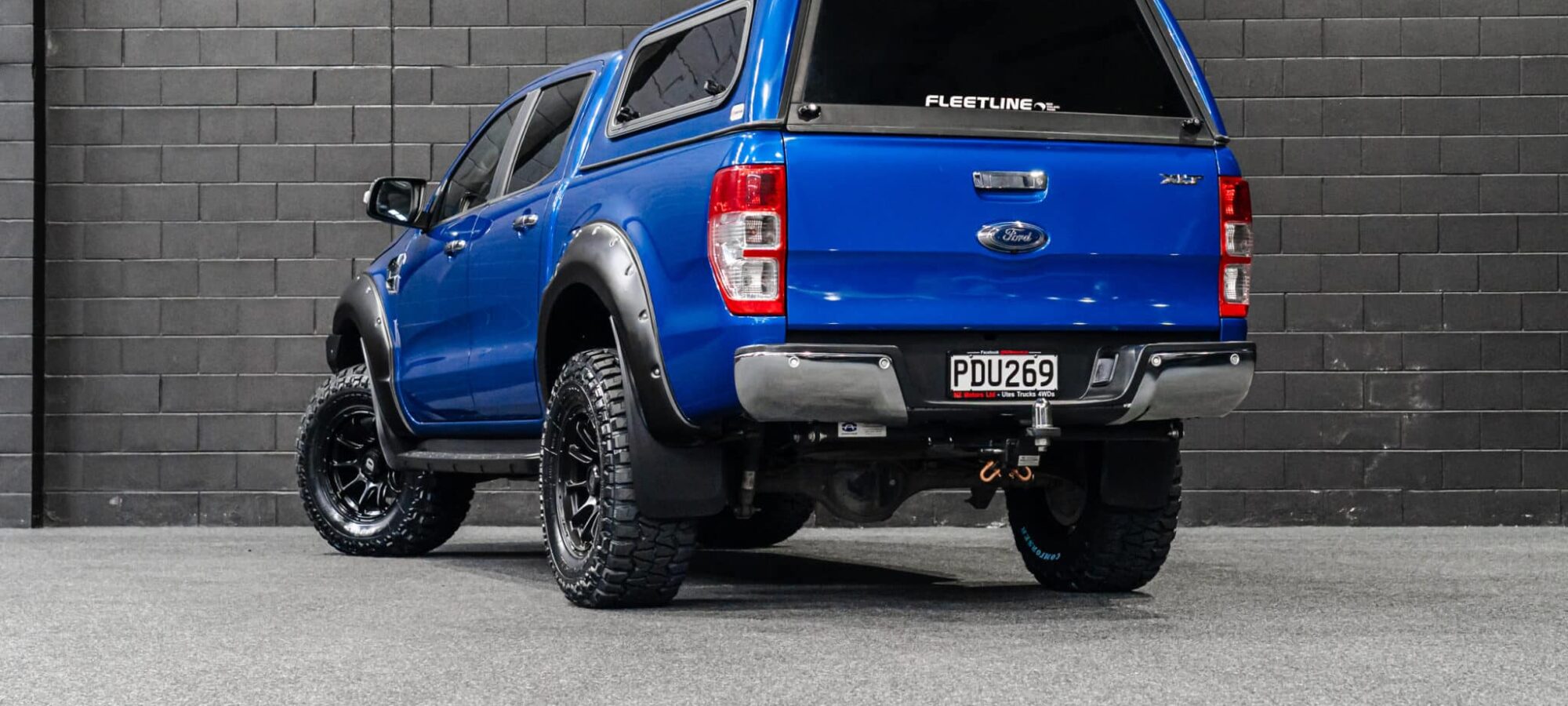 Vehicle Gallery Image