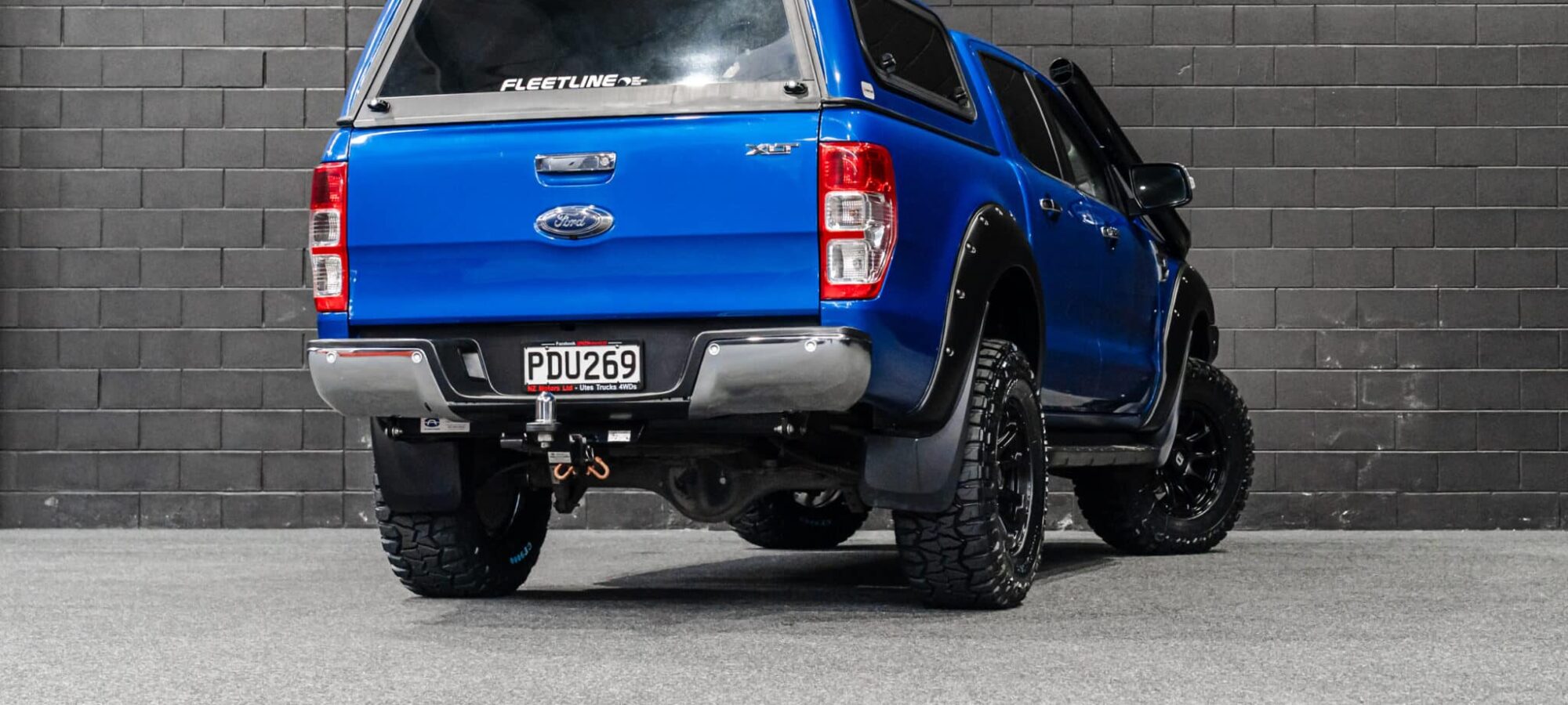 Vehicle Gallery Image