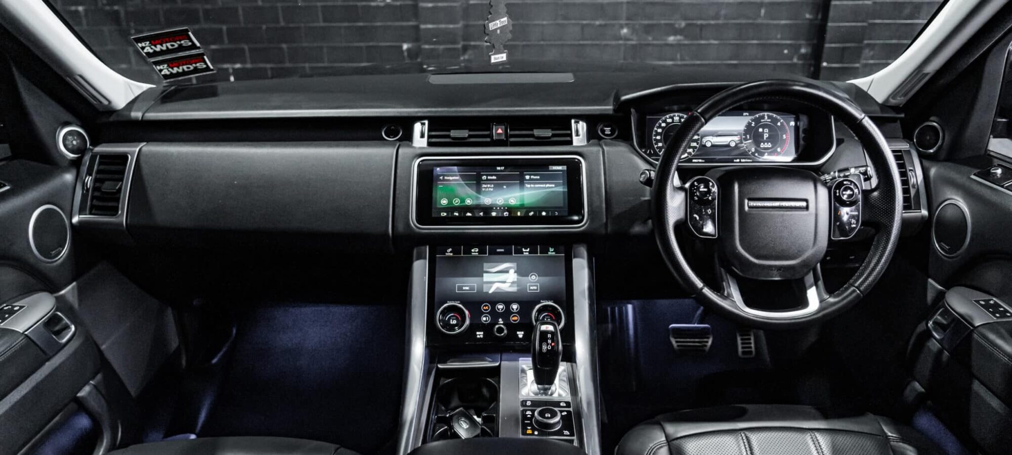 Vehicle Gallery Image