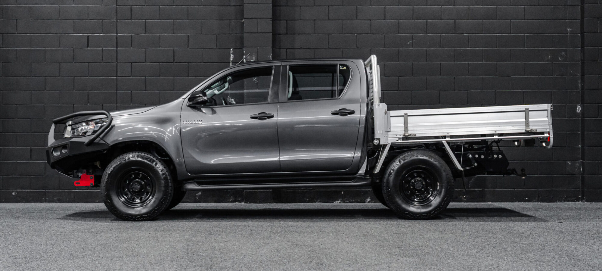 Vehicle Gallery Image