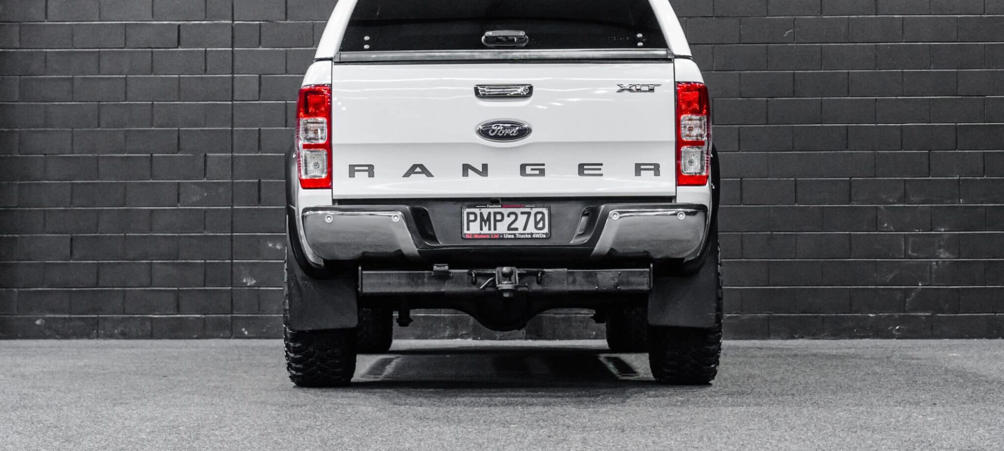 Vehicle Gallery Image