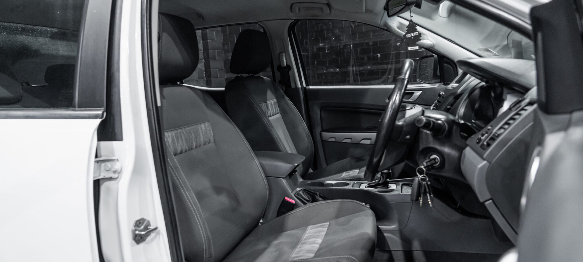 Vehicle Gallery Image