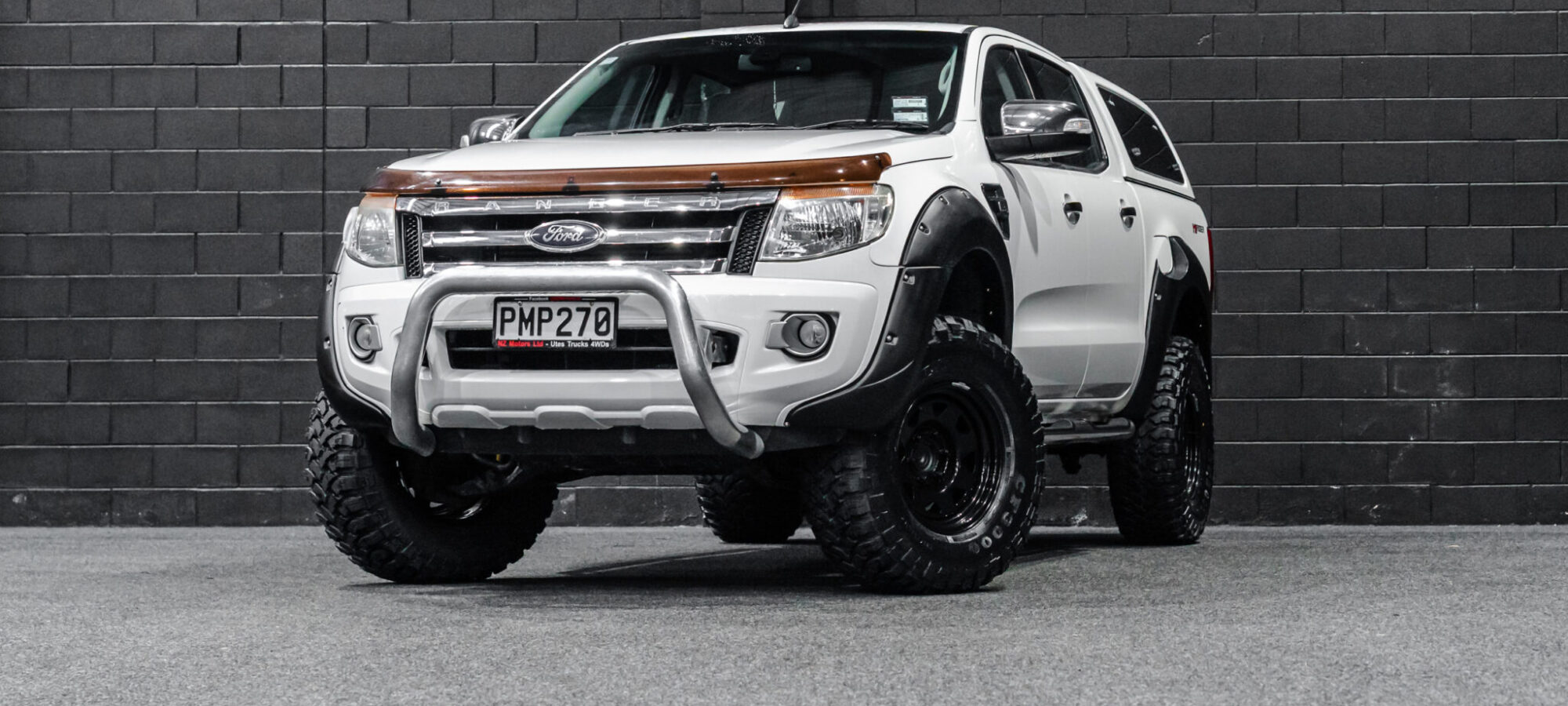 Vehicle Gallery Image