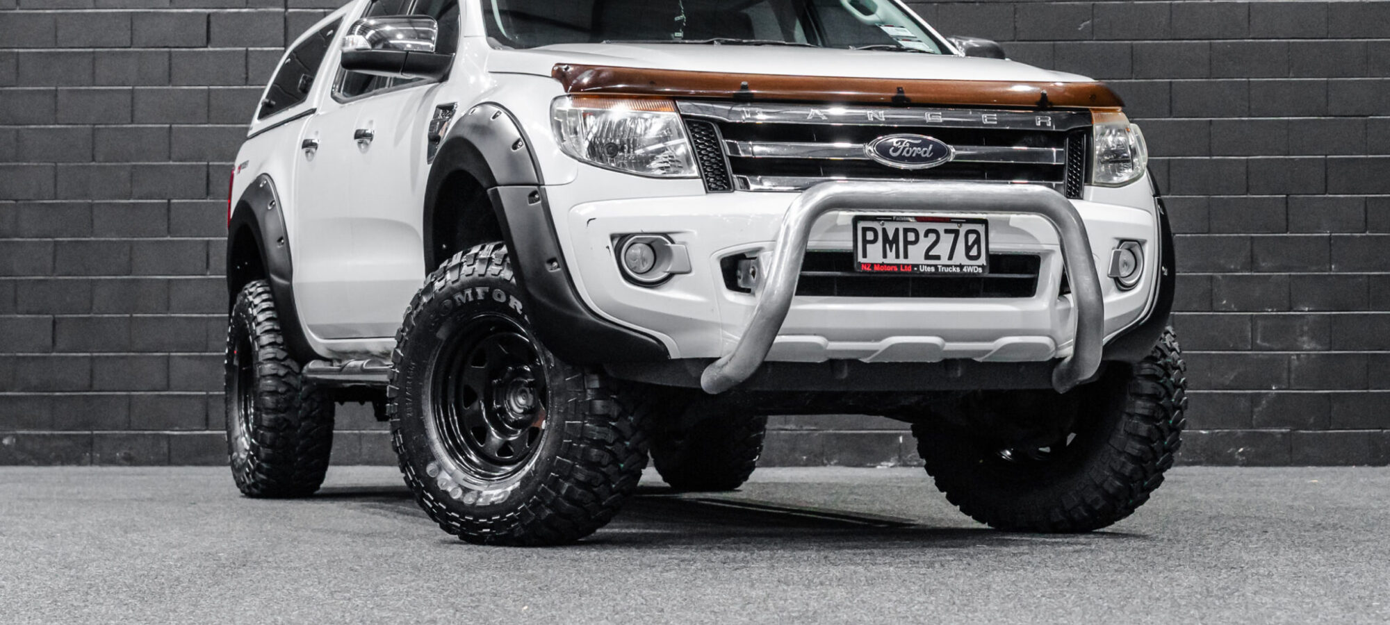 Vehicle Gallery Image