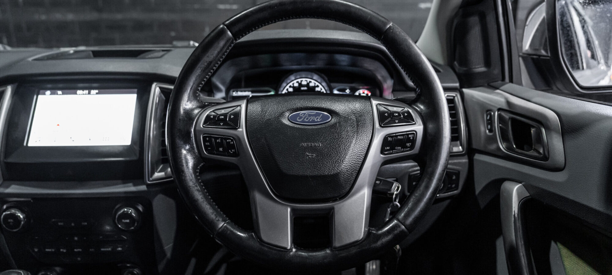 Vehicle Gallery Image