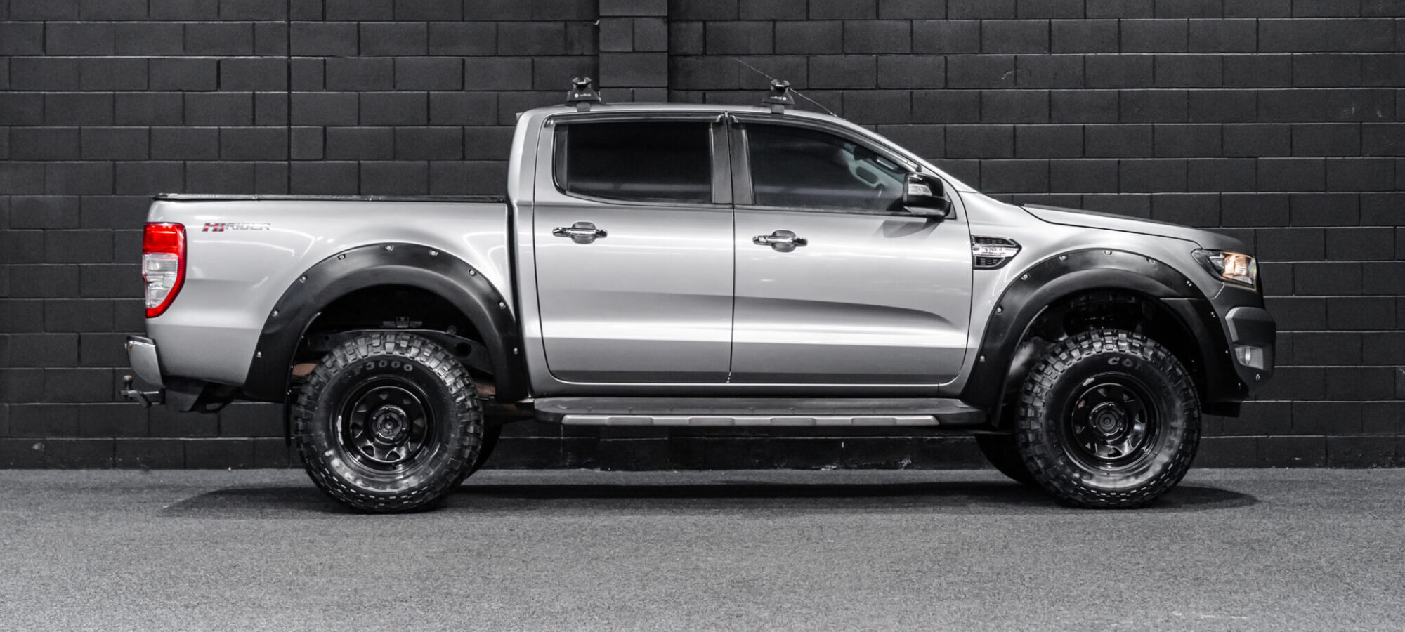 Vehicle Gallery Image