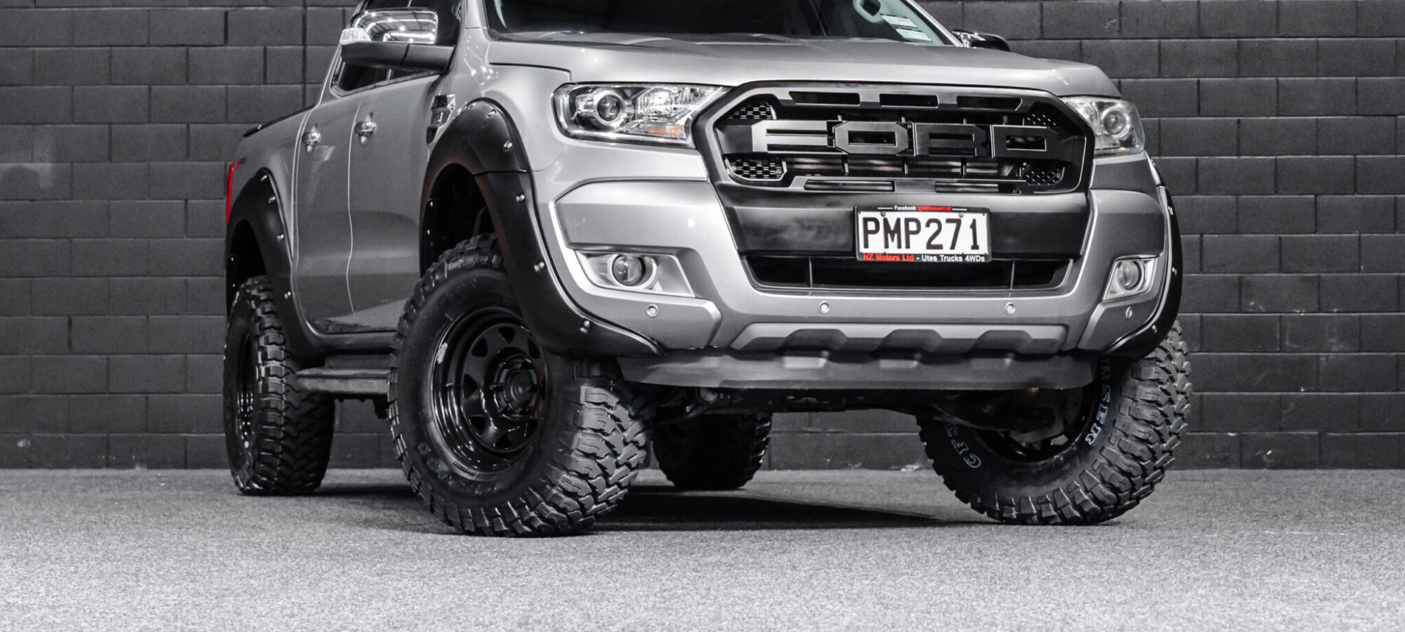 Vehicle Gallery Image