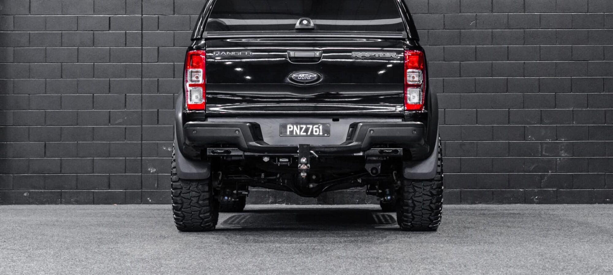 Vehicle Gallery Image