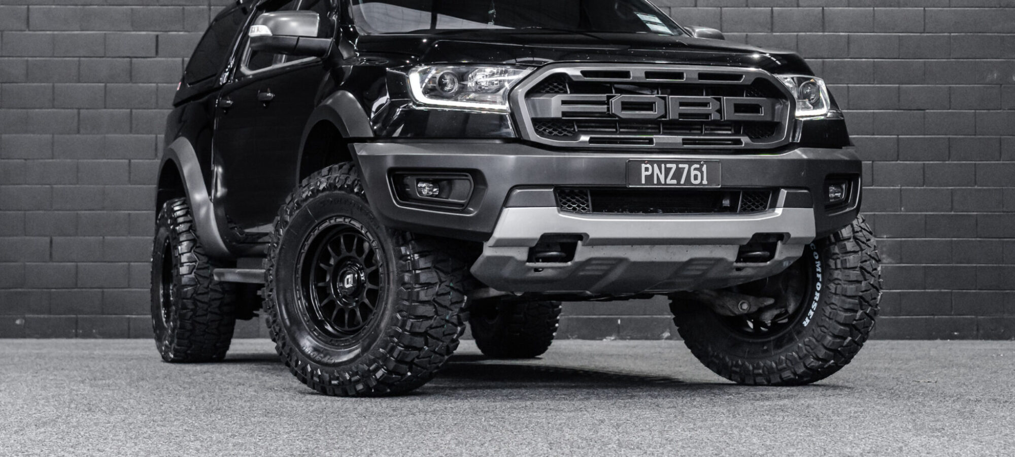 Vehicle Gallery Image