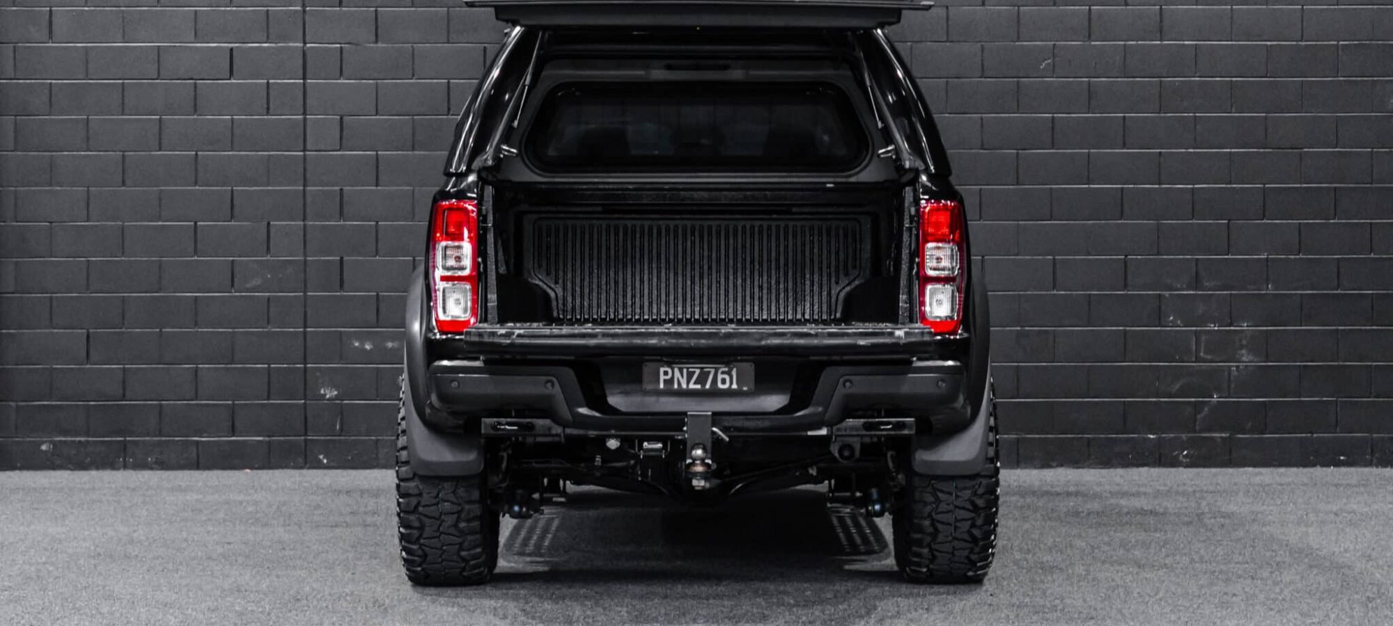 Vehicle Gallery Image