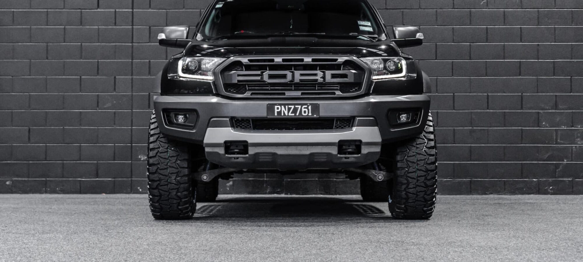 Vehicle Gallery Image