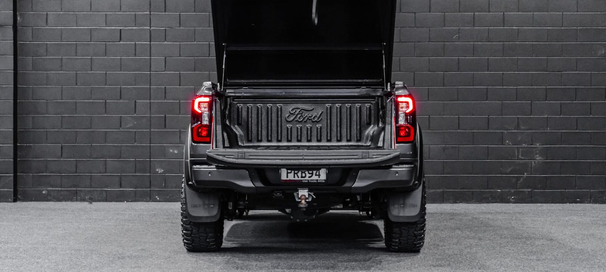 Vehicle Gallery Image