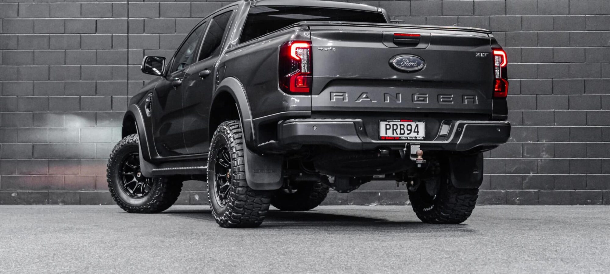 Vehicle Gallery Image