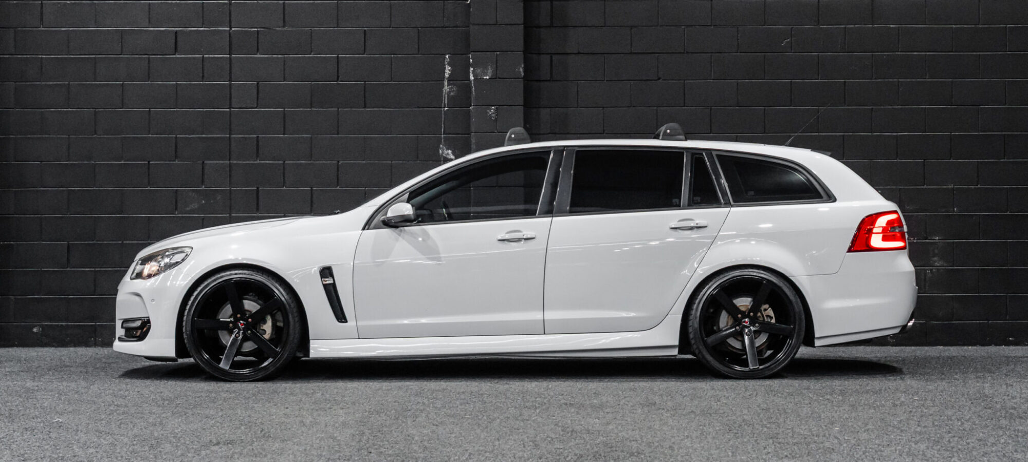 Vehicle Gallery Image