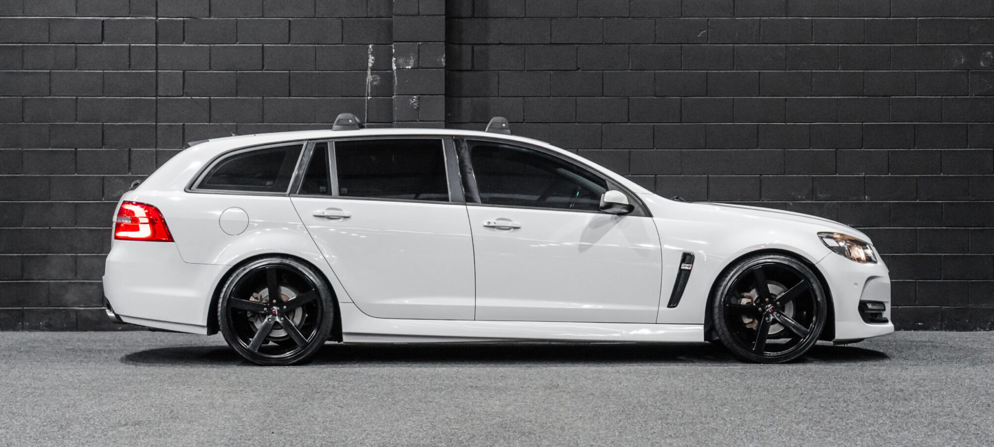 Vehicle Gallery Image