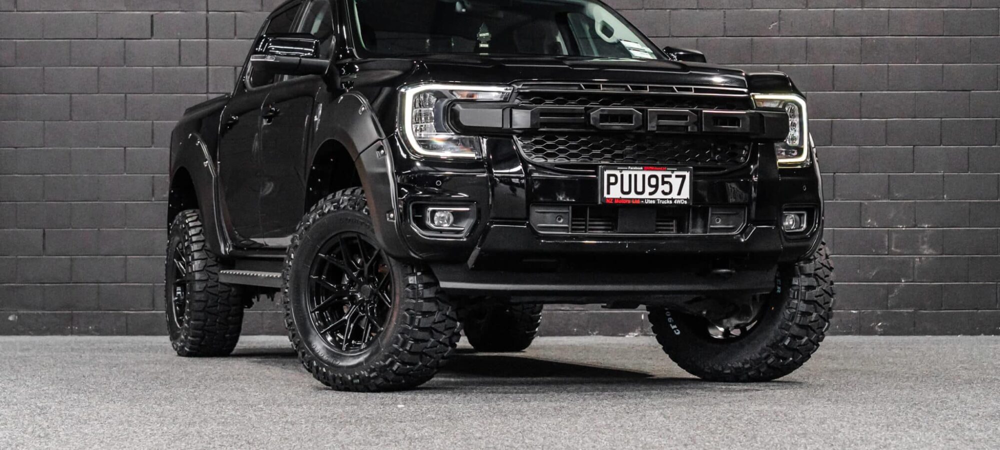 Vehicle Gallery Image