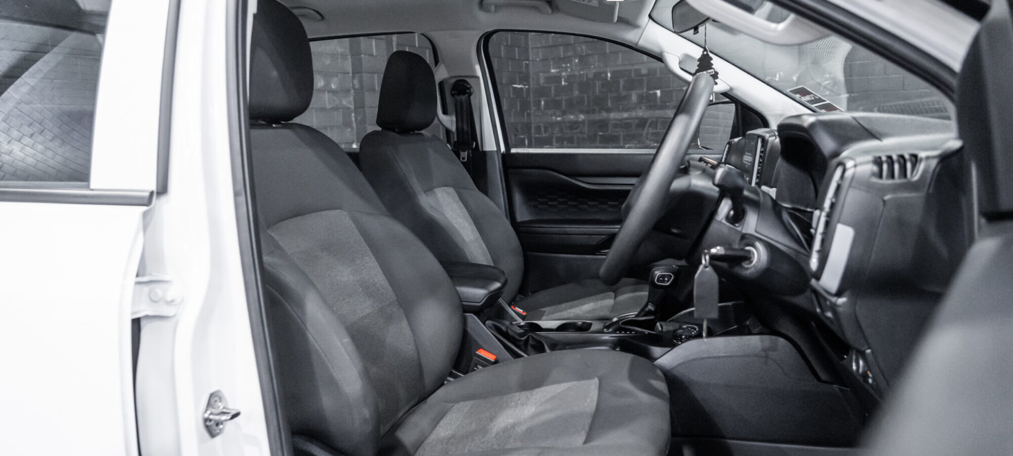 Vehicle Gallery Image