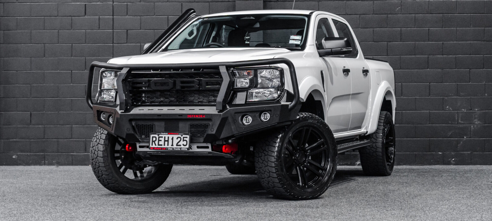 Vehicle Gallery Image