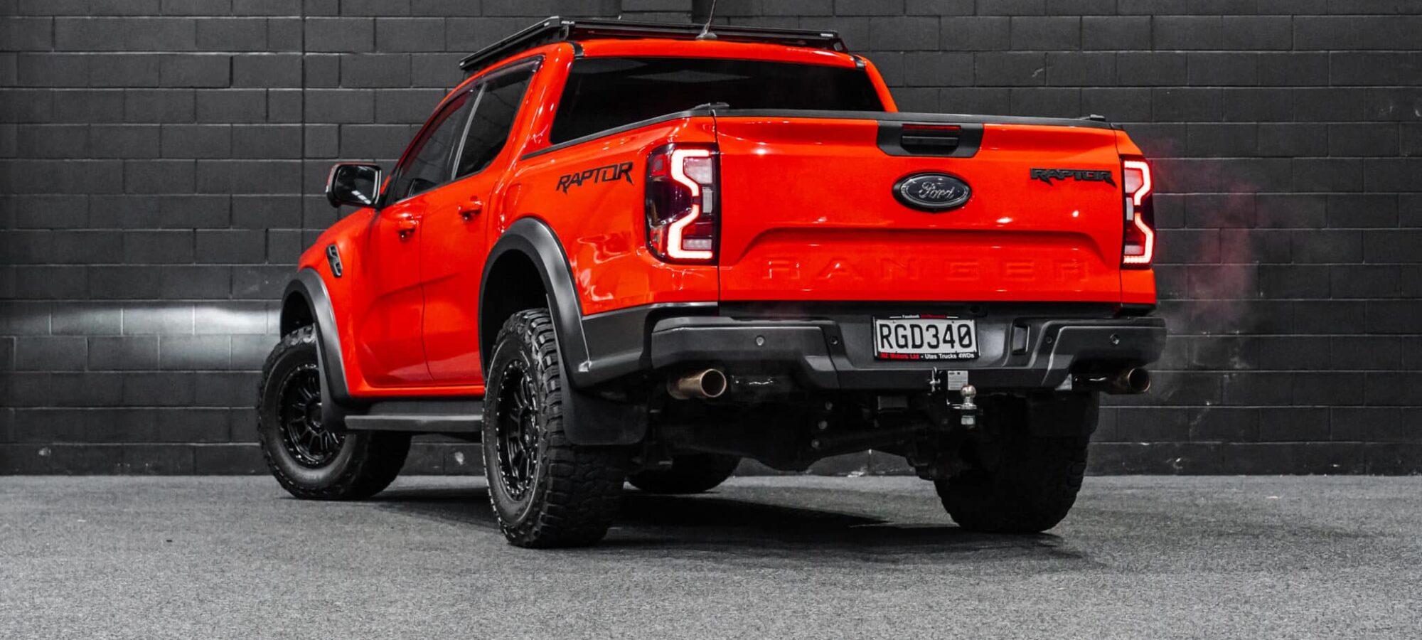 Vehicle Gallery Image