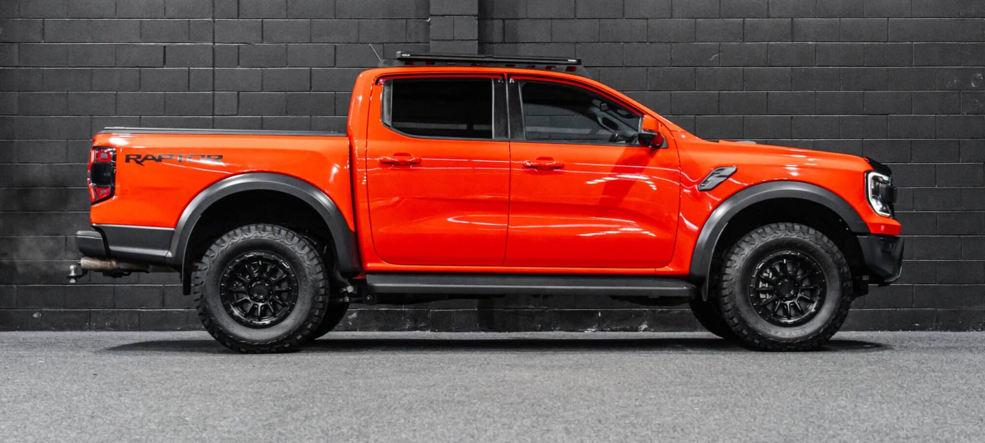 Vehicle Gallery Image