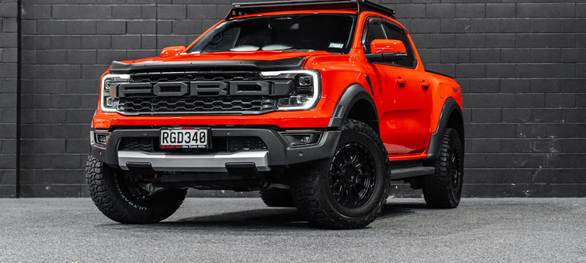 Vehicle Gallery Image