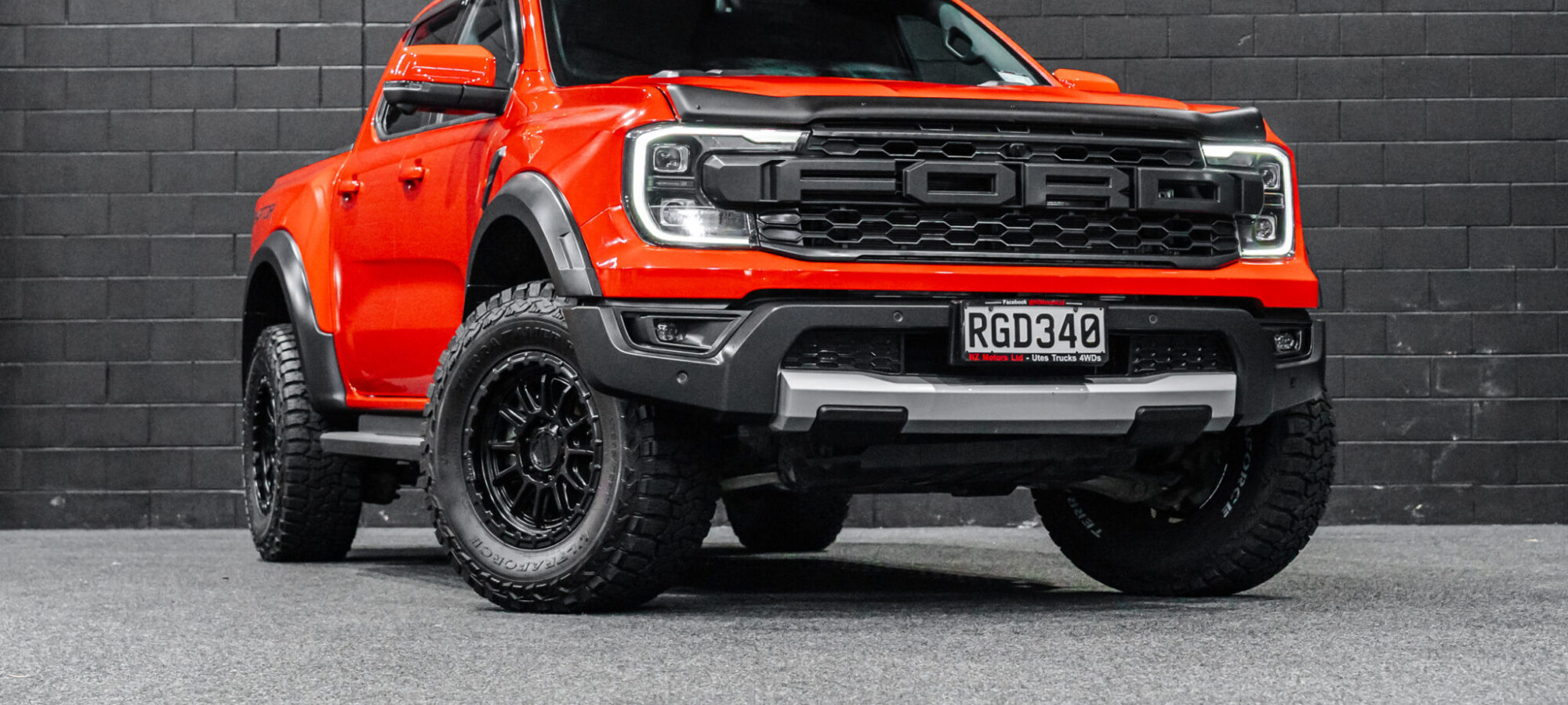 Vehicle Gallery Image