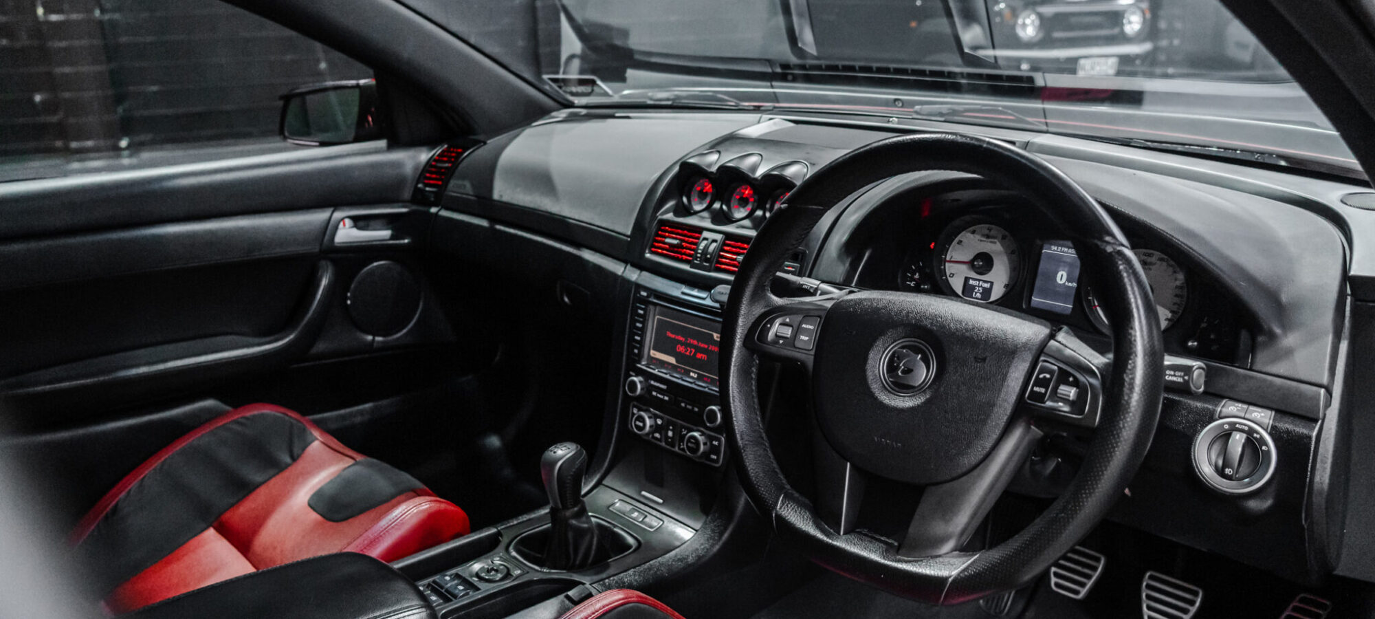 Vehicle Gallery Image