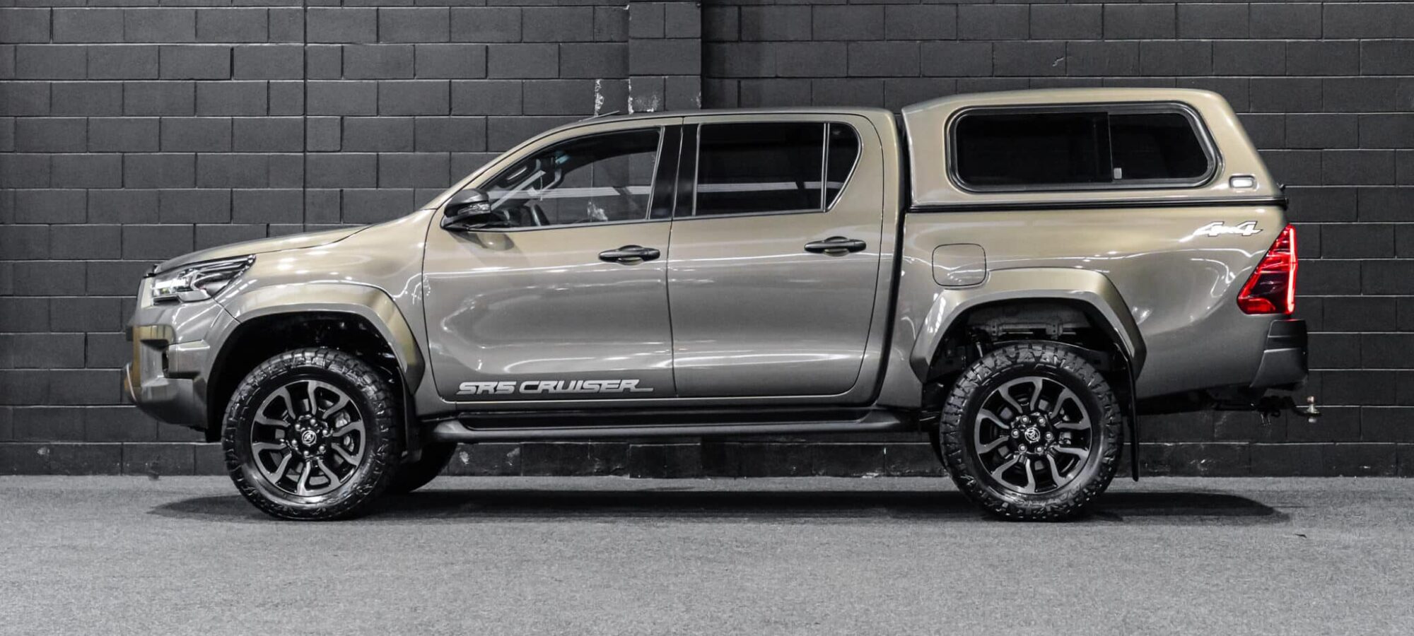 Vehicle Gallery Image