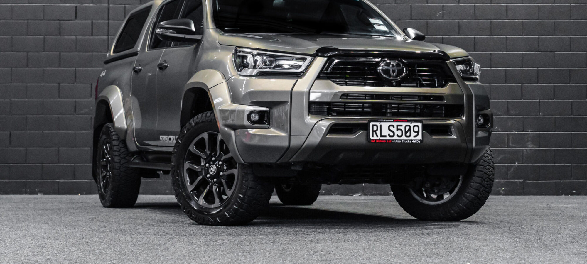 Vehicle Gallery Image