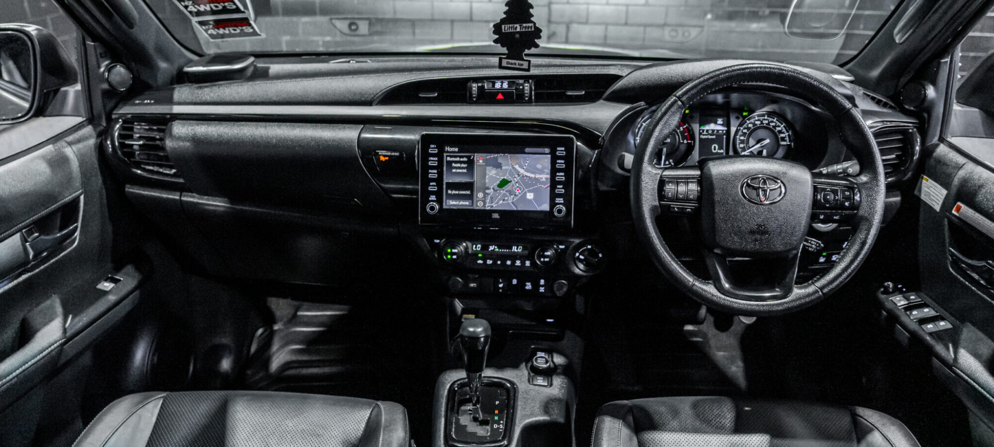 Vehicle Gallery Image