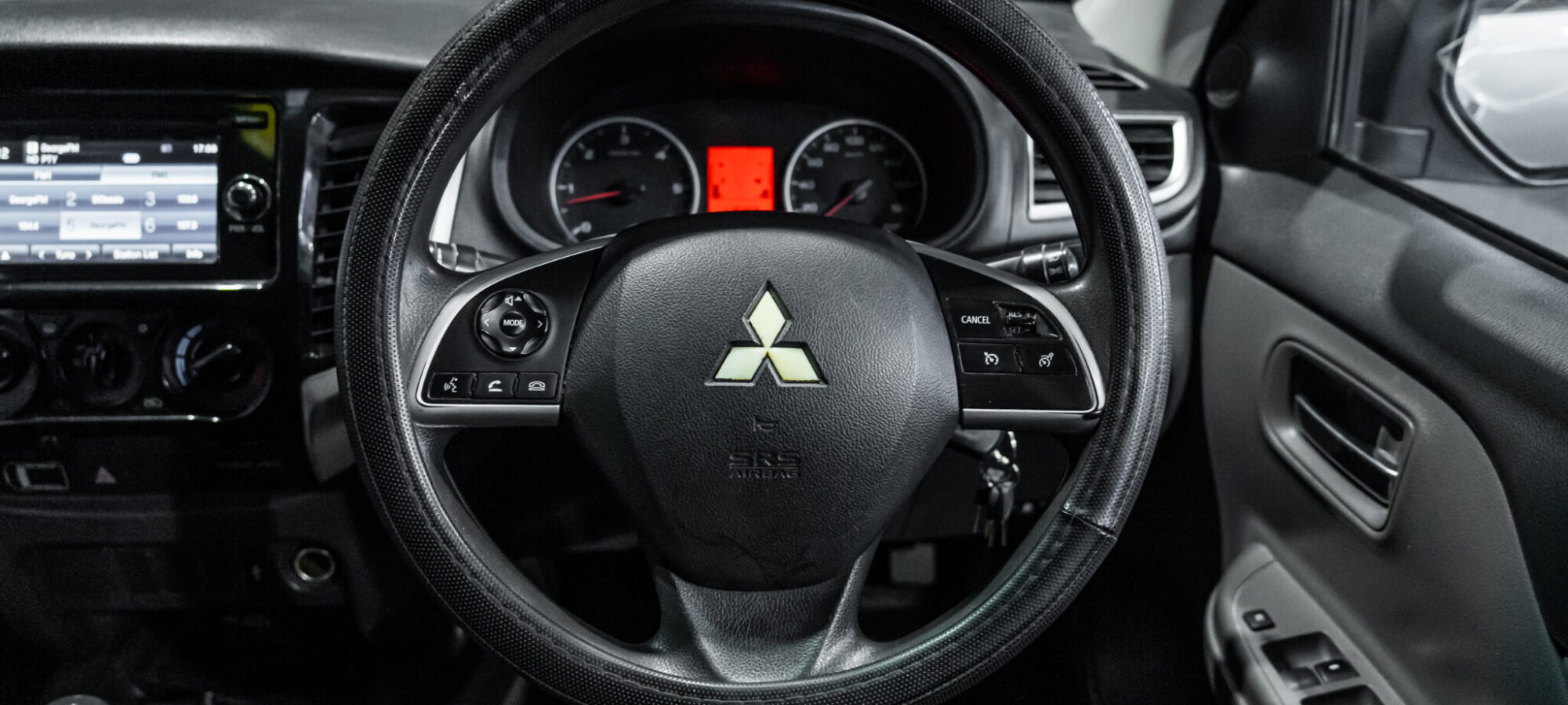 Vehicle Gallery Image