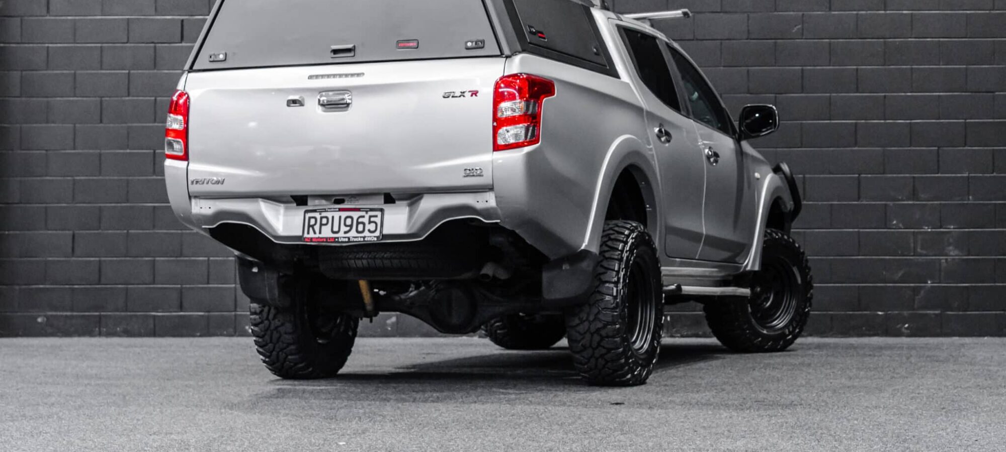 Vehicle Gallery Image