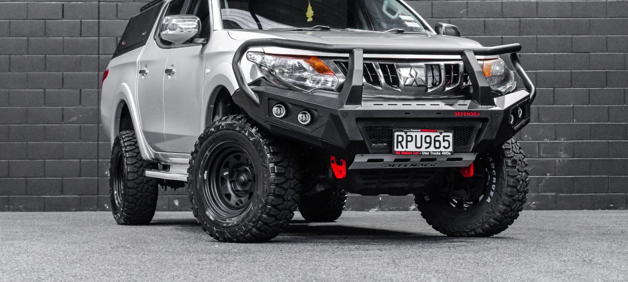 Vehicle Gallery Image