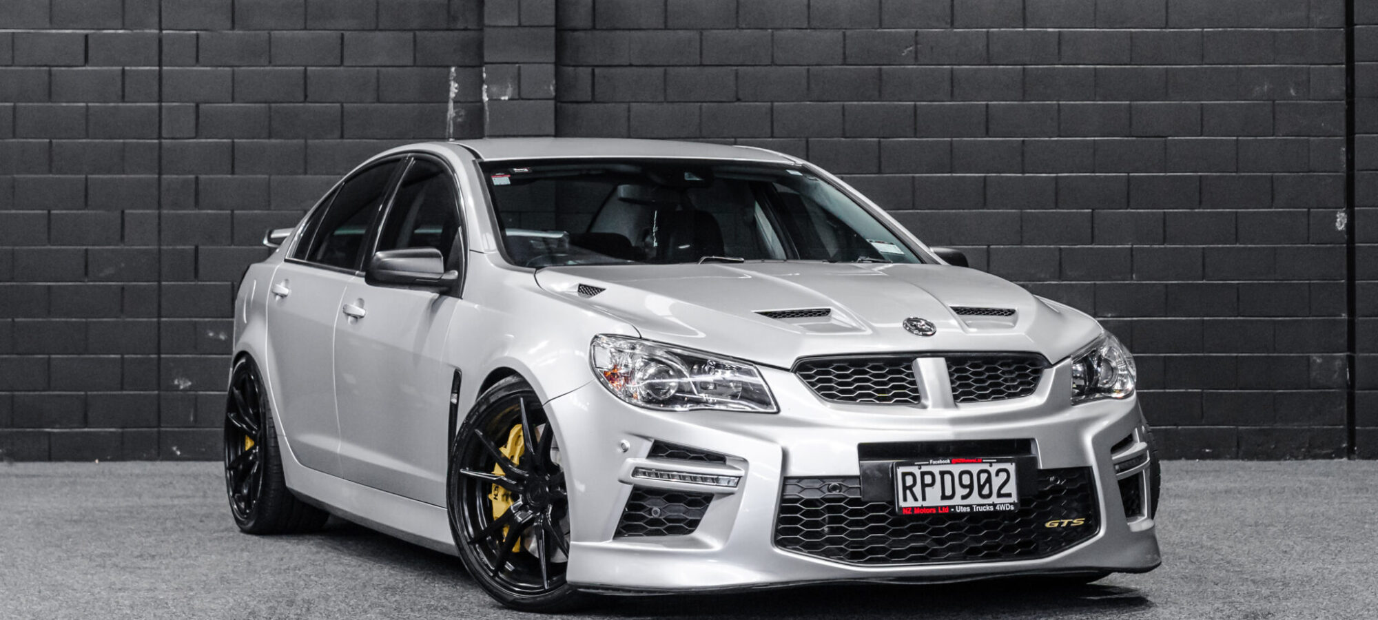 Vehicle Gallery Image