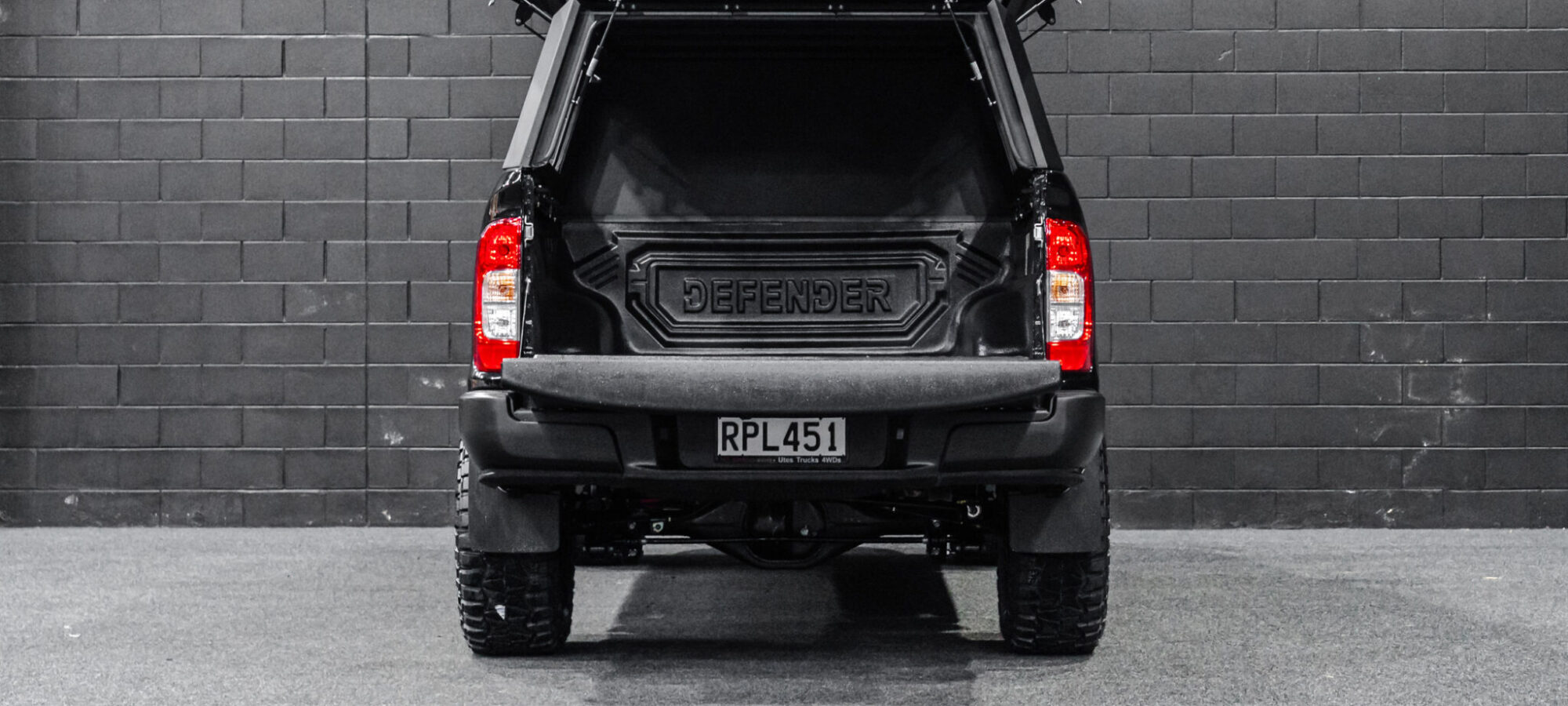 Vehicle Gallery Image