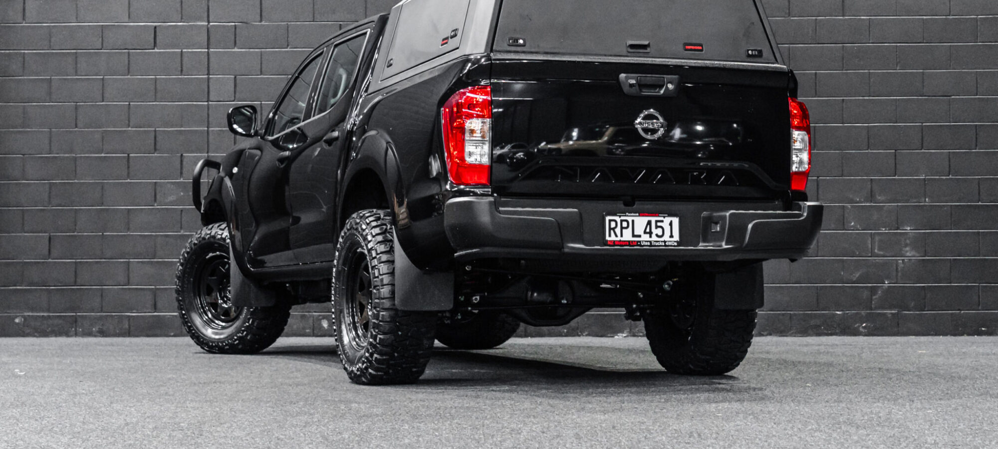 Vehicle Gallery Image