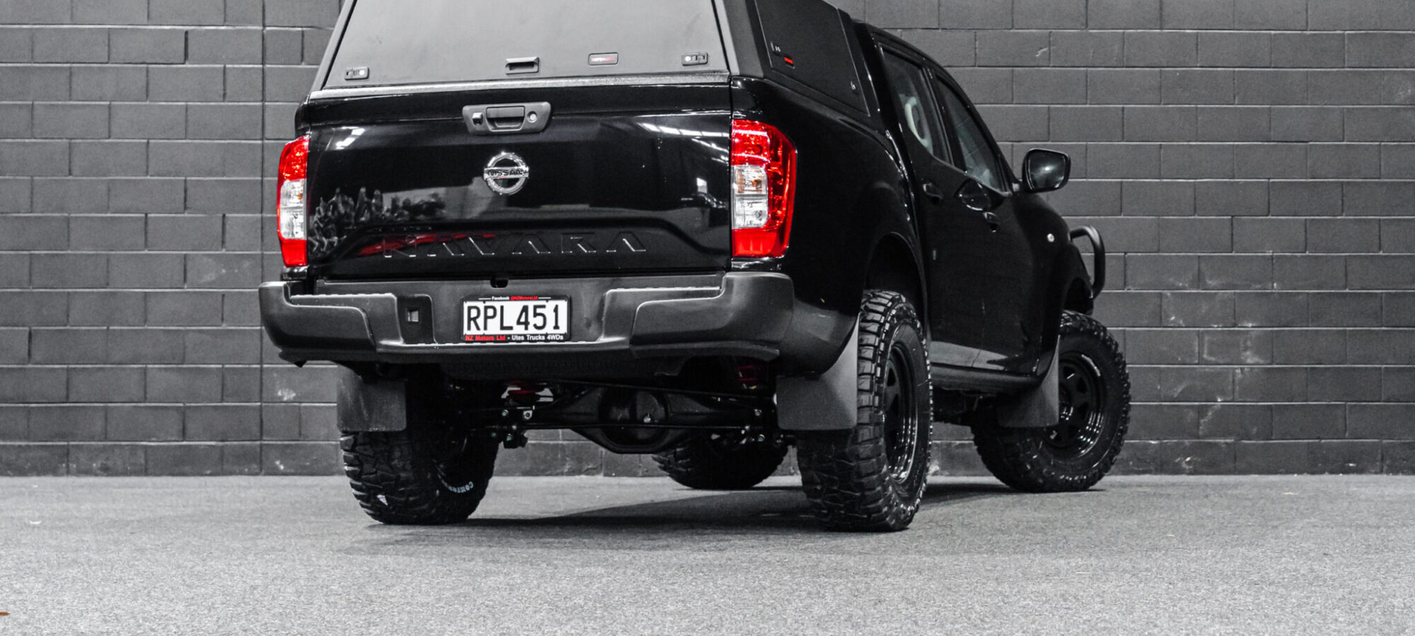 Vehicle Gallery Image