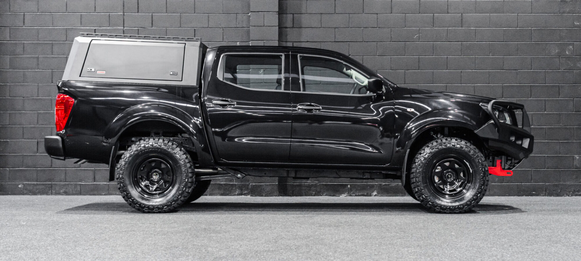 Vehicle Gallery Image